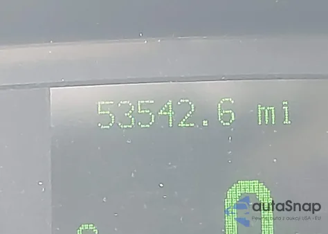 2010 Lincoln Town Car Signature Limited z USA, uszkodzony, nr VIN 2LNBL8CV7AX615844